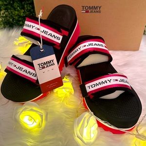 TOMMY HILFIGER beautiful sandals ❤️‍🔥